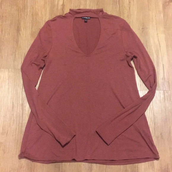 Express Tops - BOGO Free SALE! Express Keyhole Cut Out Top
